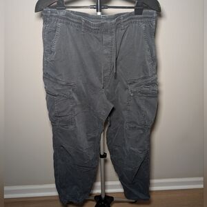 American Eagle Charcoal Cargo Jogger Pants